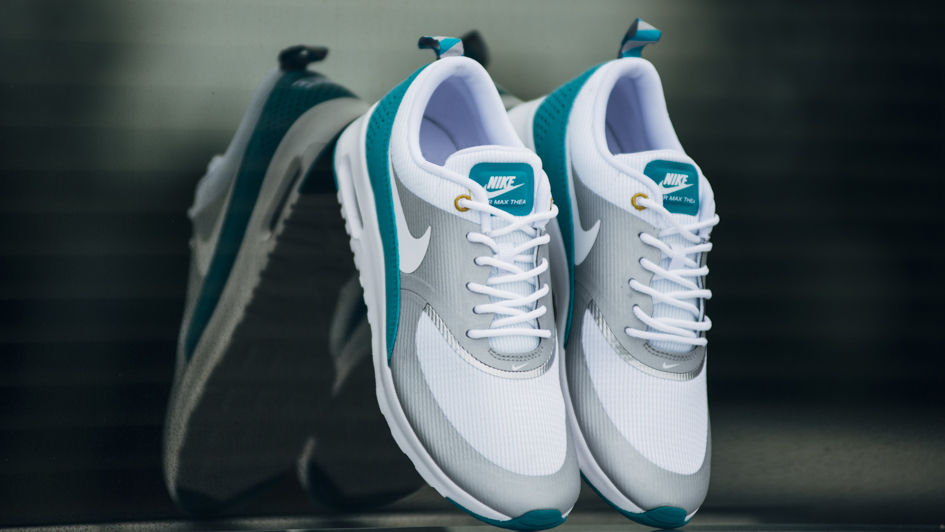 air max thea silver metallic